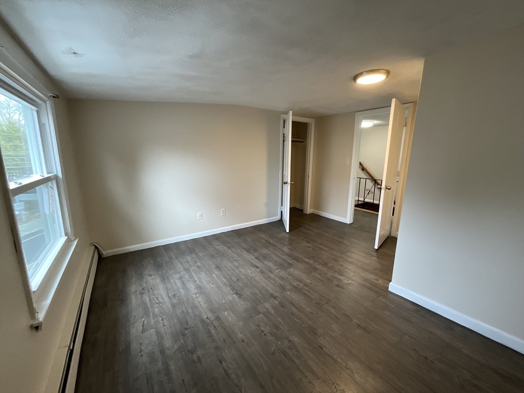 222 Salem St, Wakefield