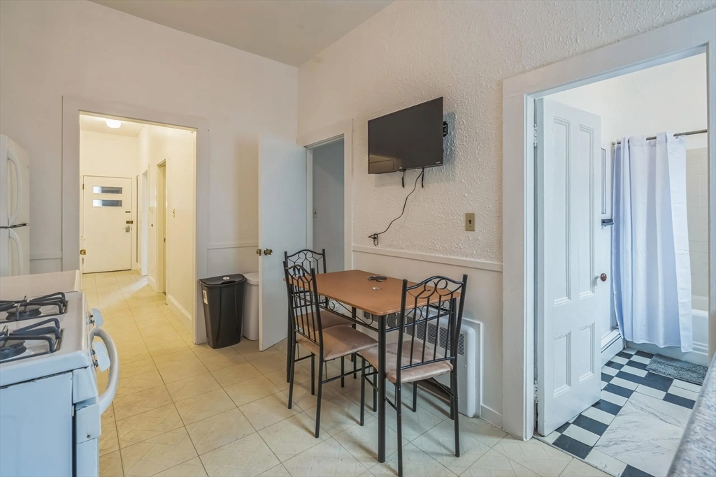 2A Sherman St, Neighborhood Nine