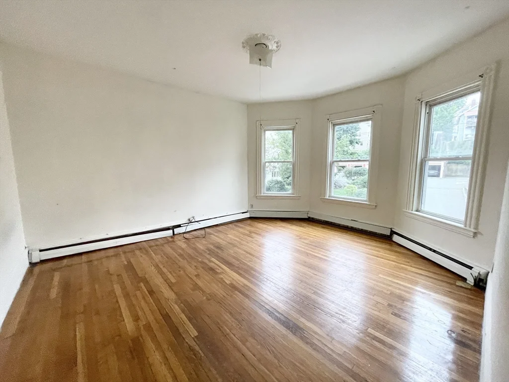 59-61 Hillside St, Mission Hill