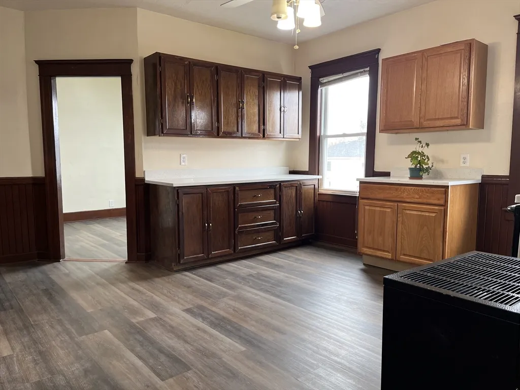 209 Pilgrim Ave, Worcester