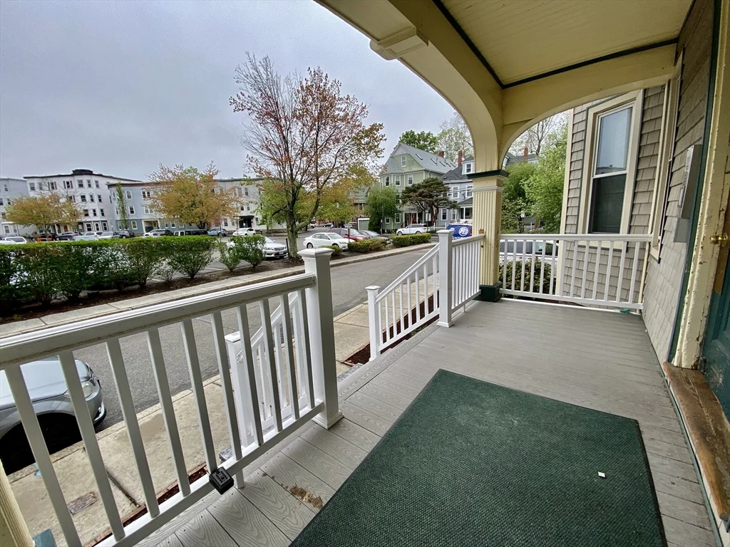 27 Hurd Rd, Coolidge Corner