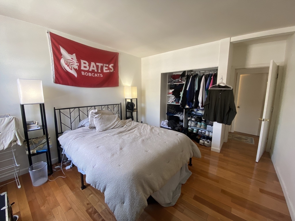 29 Brainerd Rd, Allston