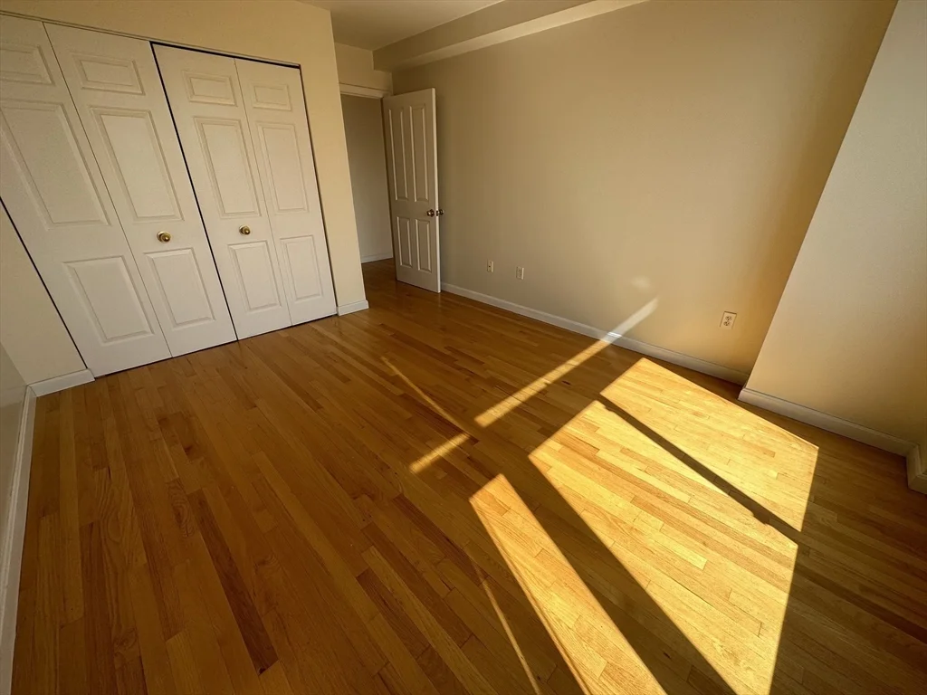 8 Museum Way, East Cambridge