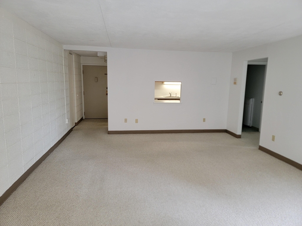 4 Trowbridge Pl, Mid-Cambridge