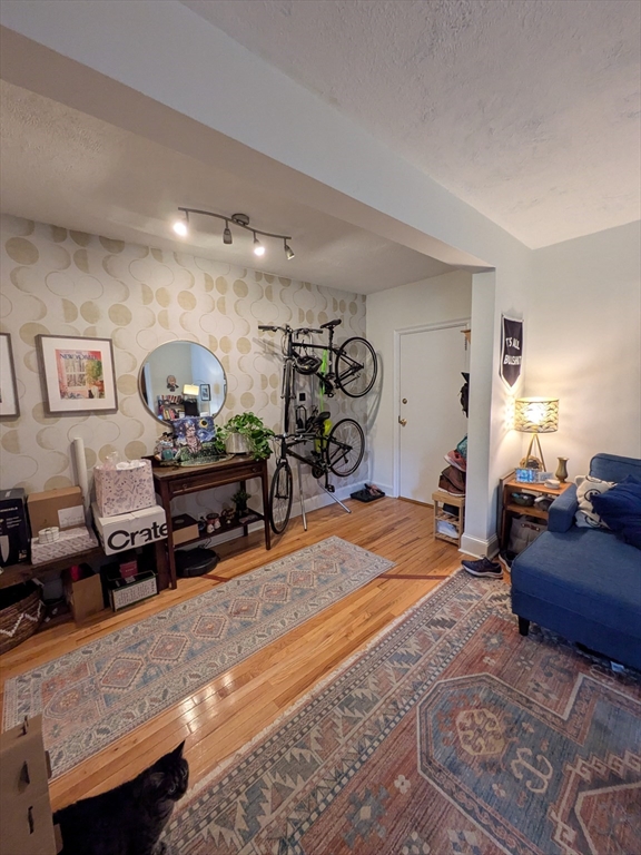 65 Strathmore Rd, Brighton