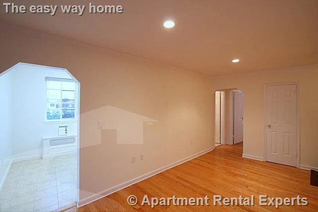 60 Brattle St, Harvard Square