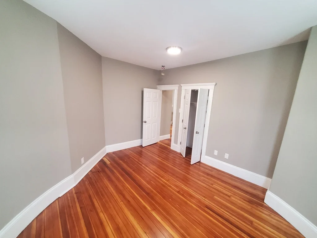 6 Sawyer Ave, Dorchester