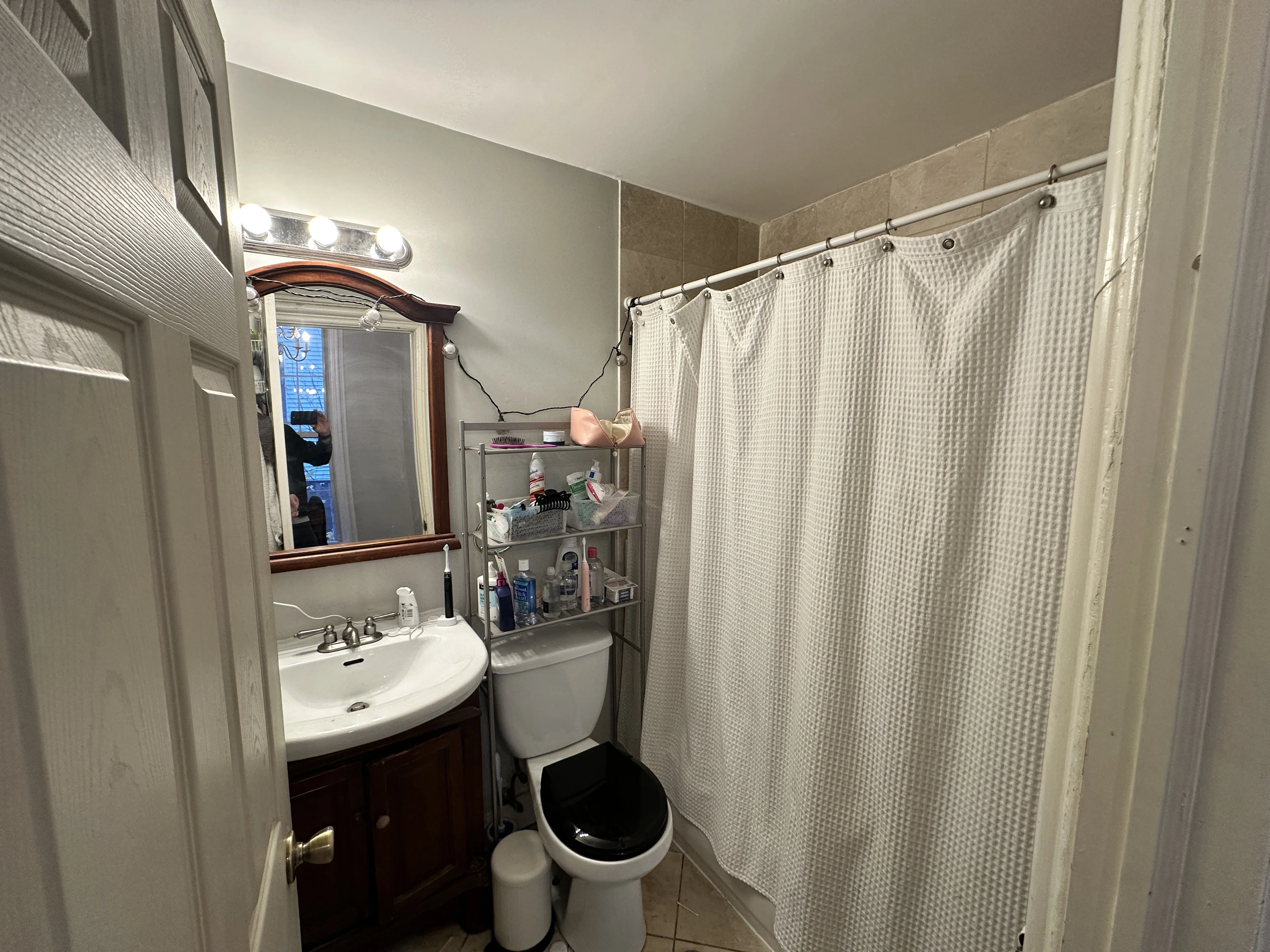 135 Hillside St, Mission Hill