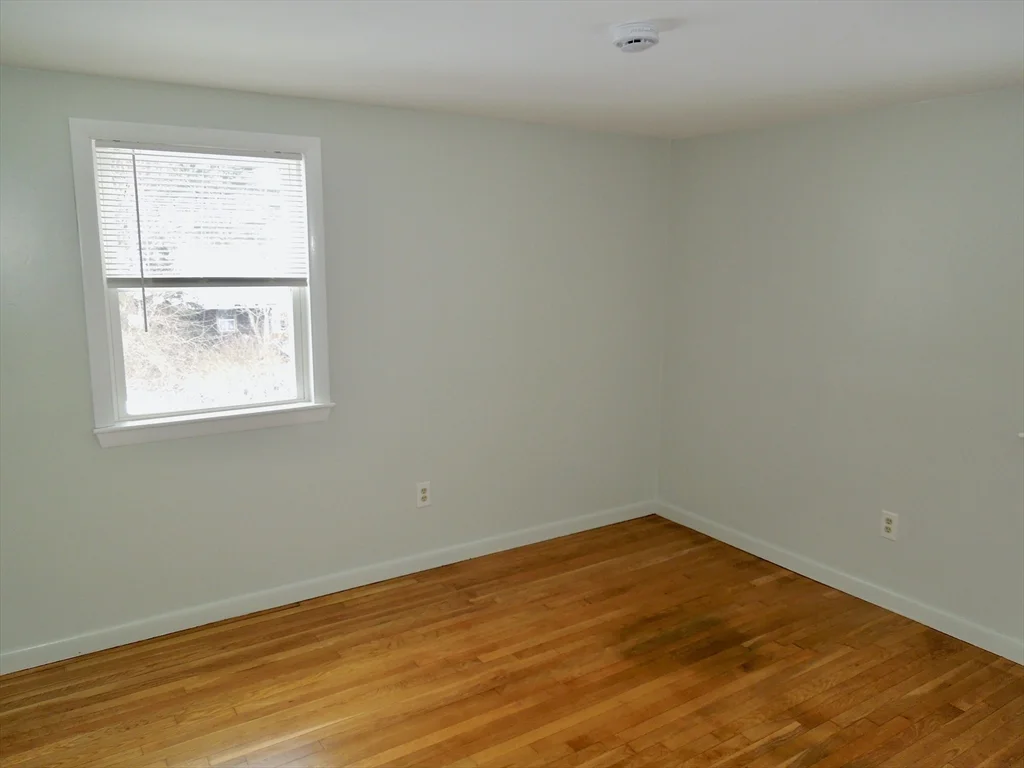 75 Seven Hills Rd, Plymouth