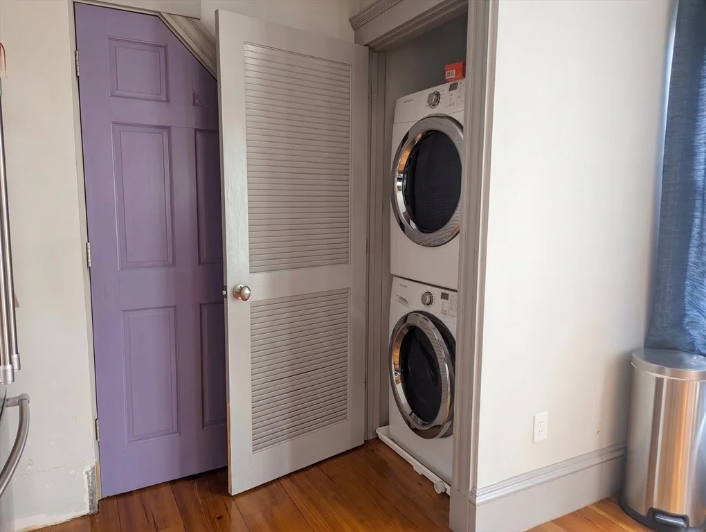 7 Weymouth Ave, West Roxbury