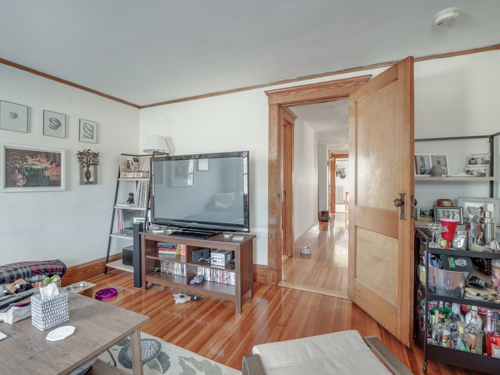 60 Powder House Boulevard, Tufts