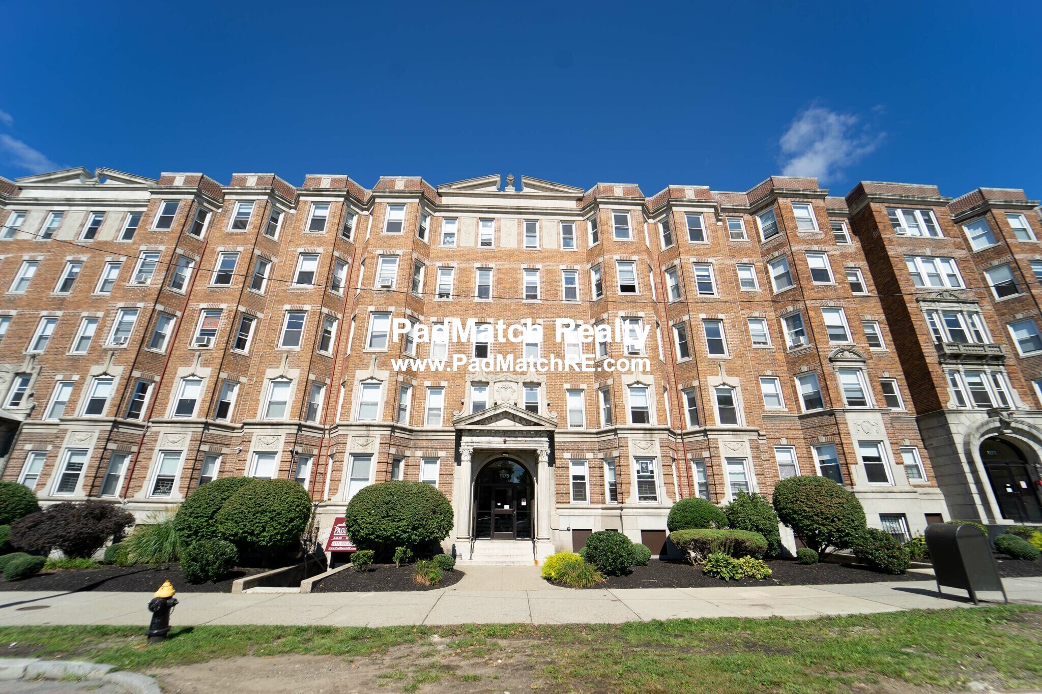 1175 Boylston St, Fenway