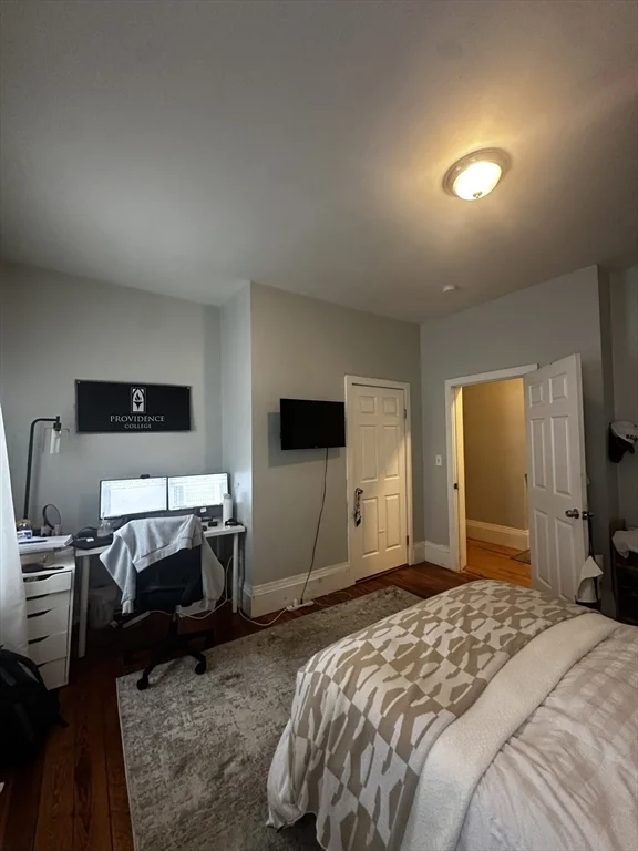 319 West Fourth St, South Boston