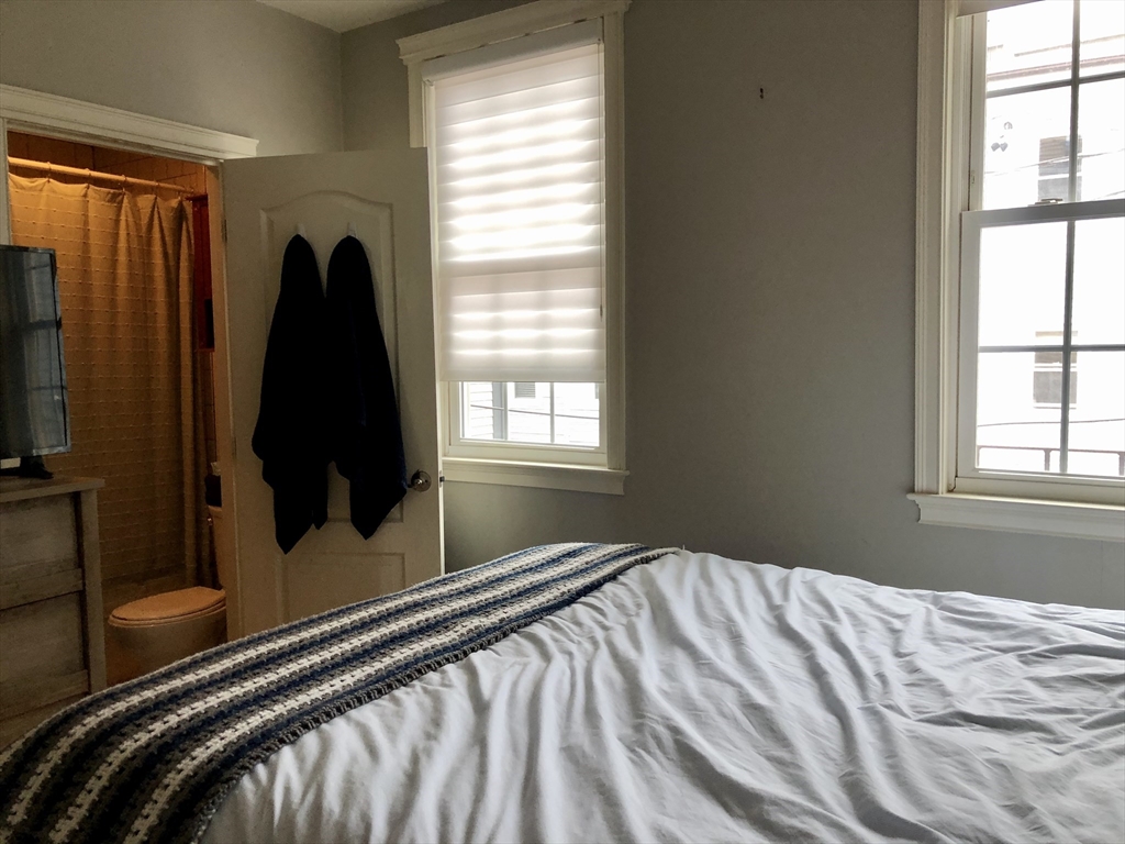 181 K St, South Boston