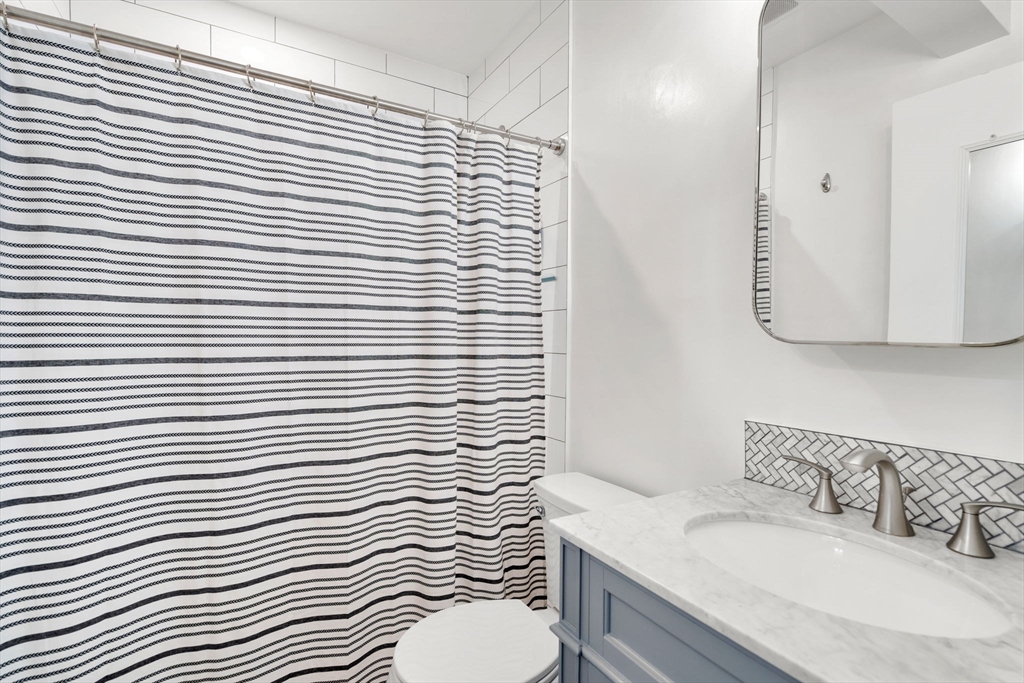 3 Winthrop St, Charlestown