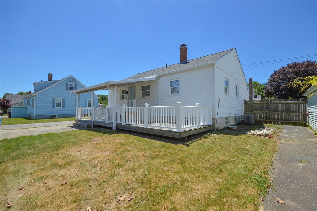 42 Buttonwood Rd, Bliss Corner