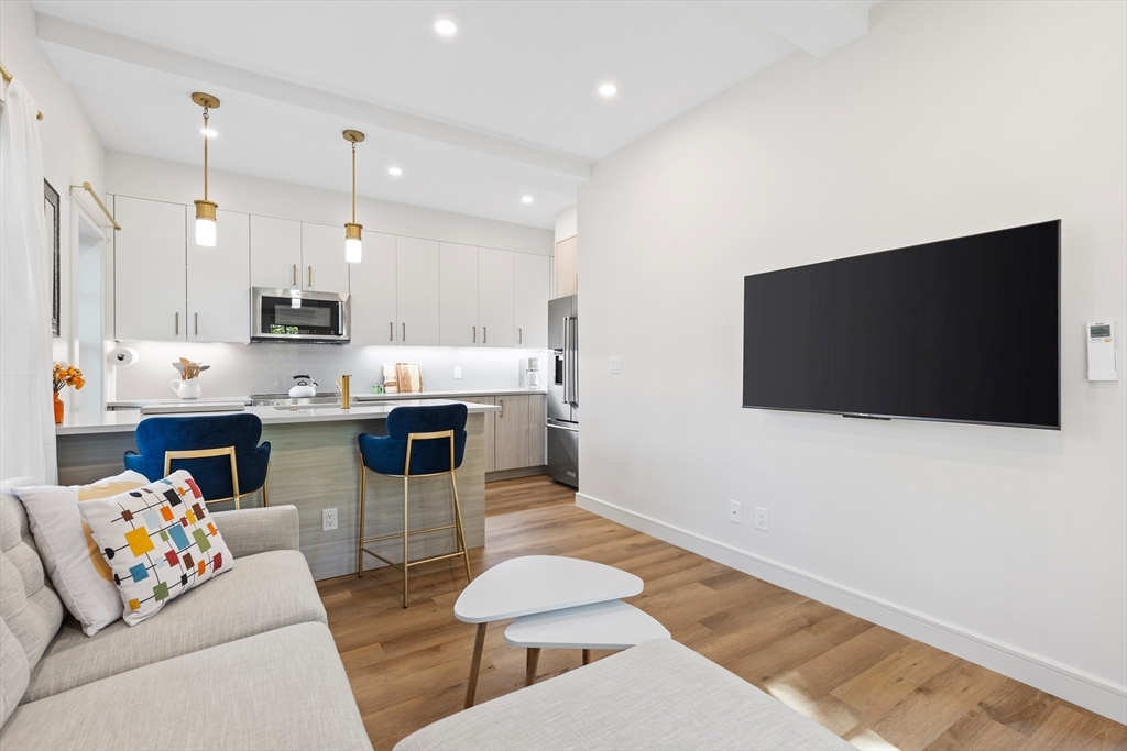 46 Lancaster Ter, Corey Hill