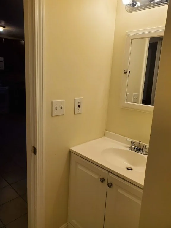 293 School St, Stoughton