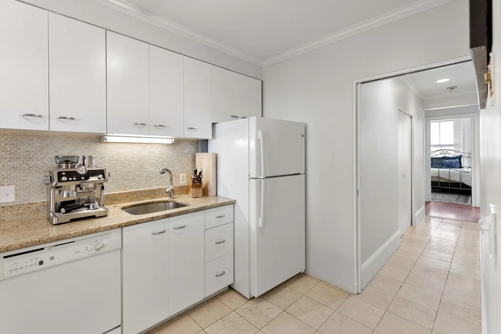 263 Beacon St, Back Bay