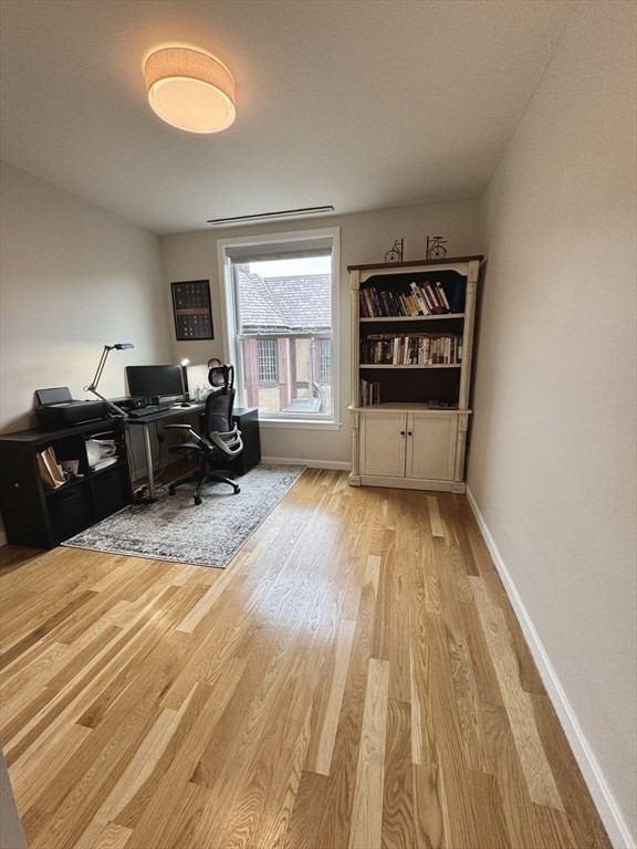 25 Marion St, Coolidge Corner