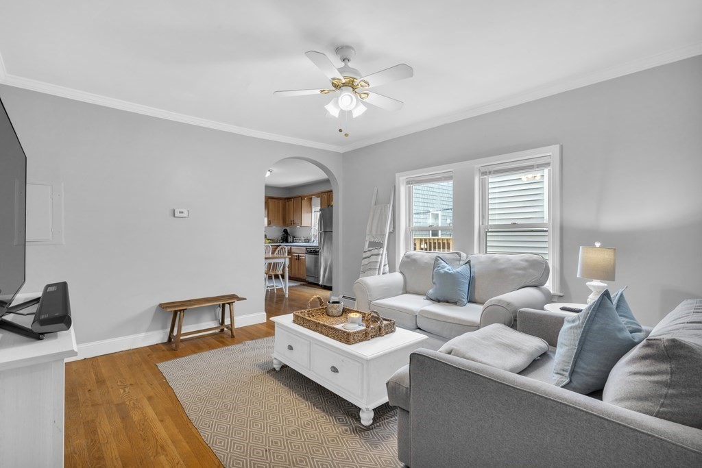 180 W 8th, South Boston