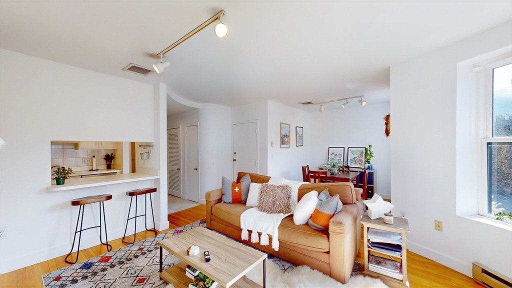 427 Marlborough St, Back Bay