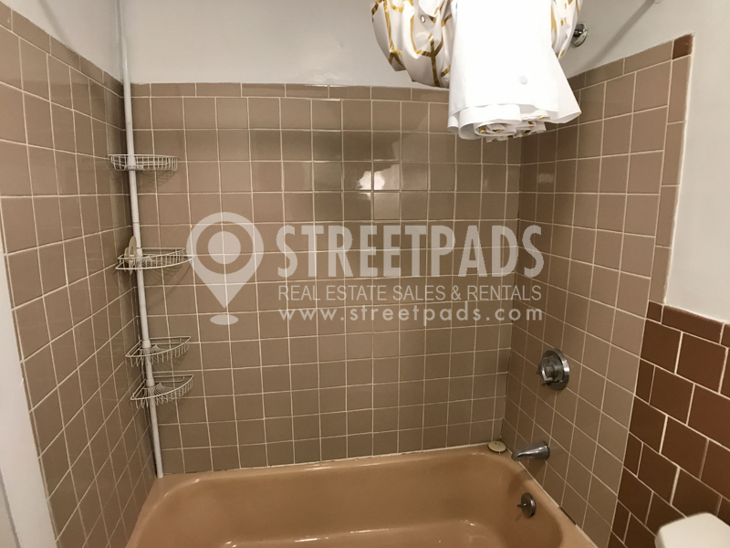 33 Lancaster Ter, Corey Hill