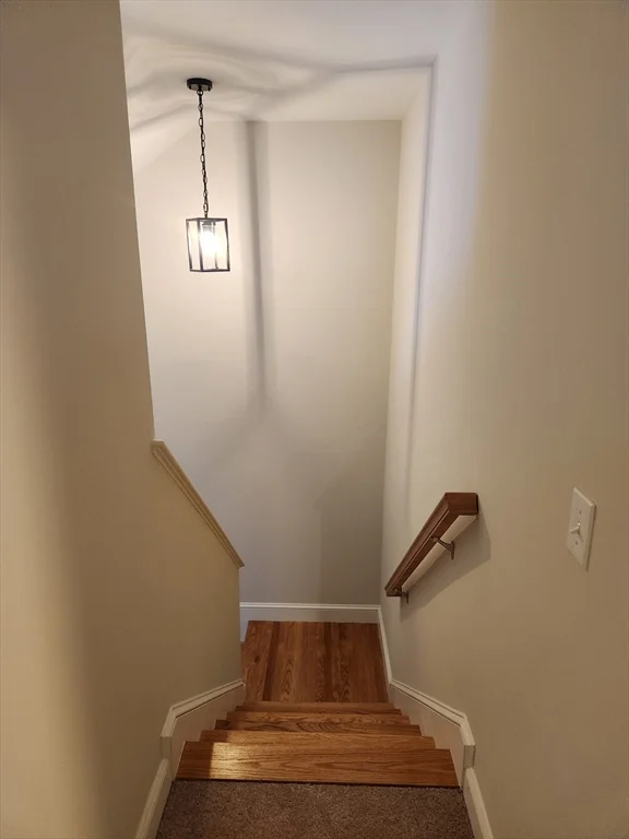 32 Four Seasons Dr, Hampstead