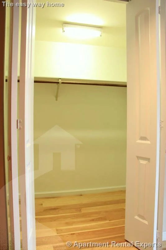 17 Bow St, Union Square