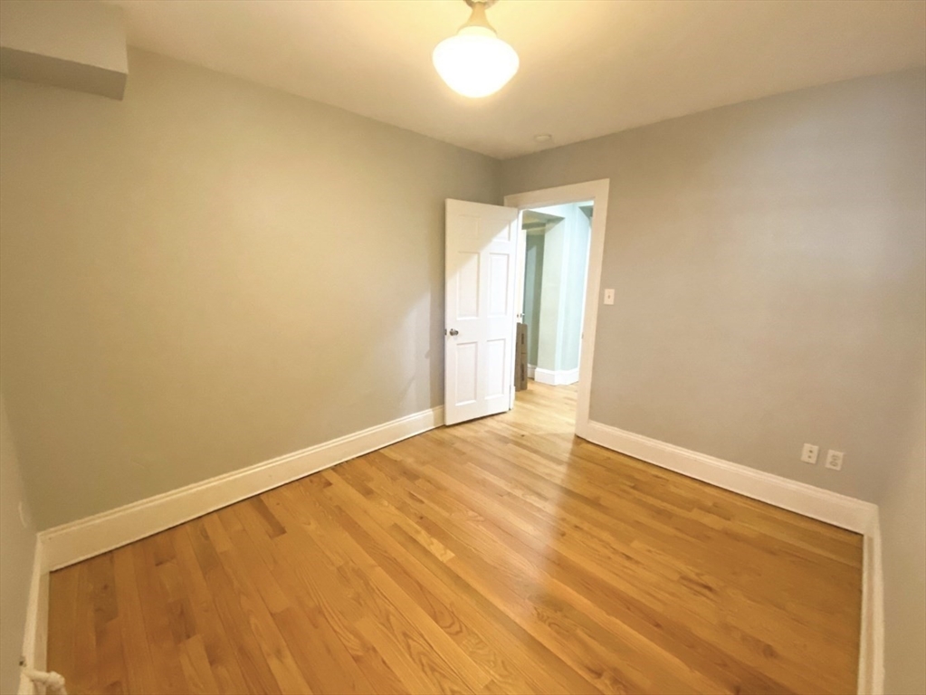 239 Commonwealth, Back Bay