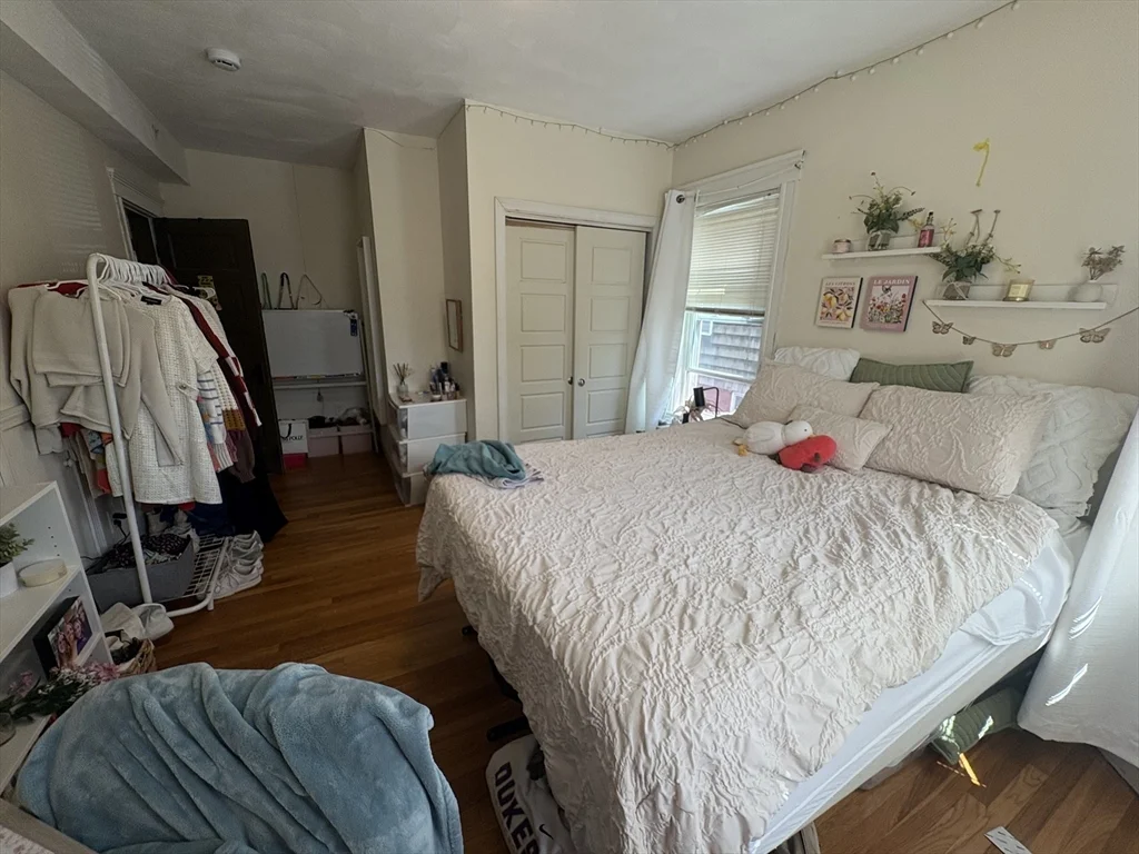 352 Main St, Medford