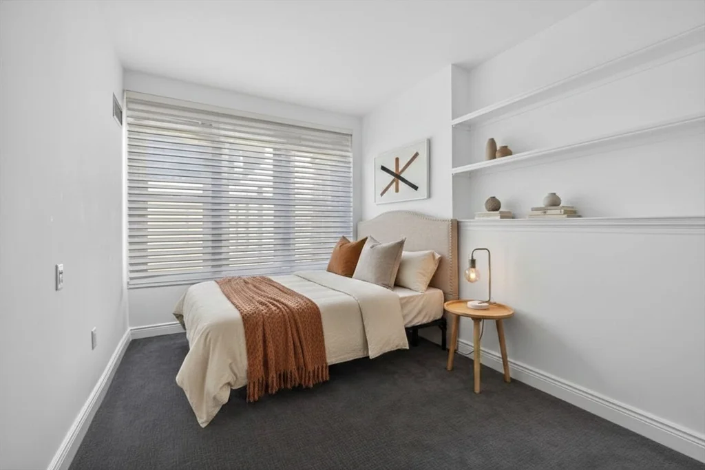 4 Charlesgate E, Back Bay