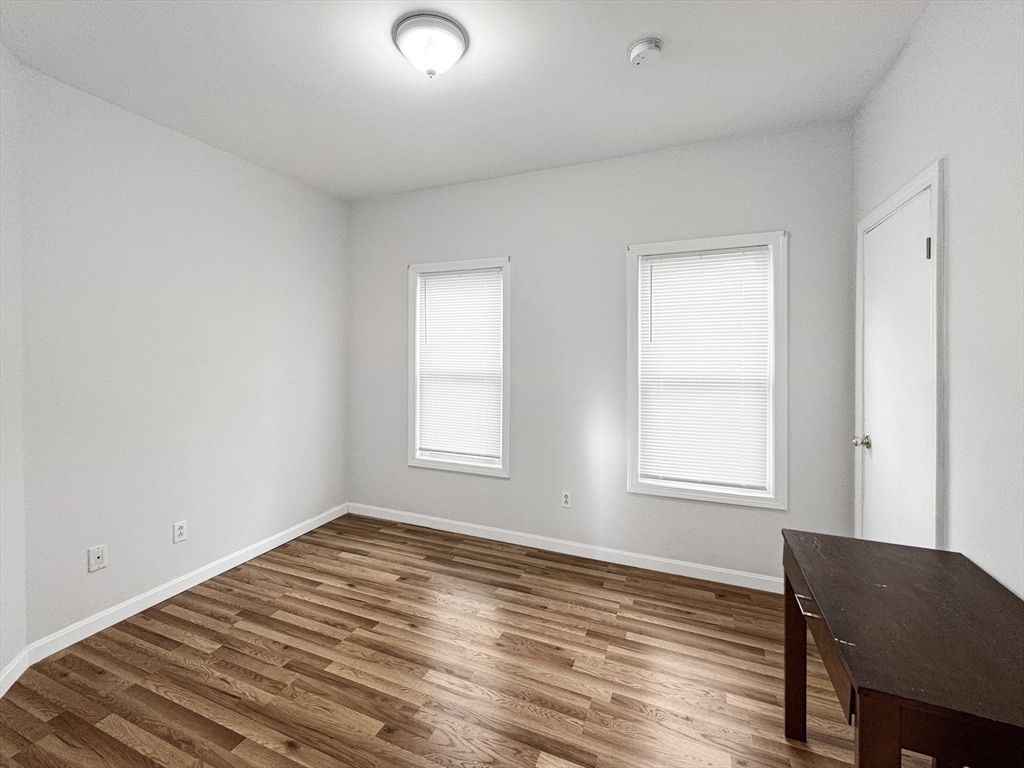 6 Albion Ter, Powder House Square