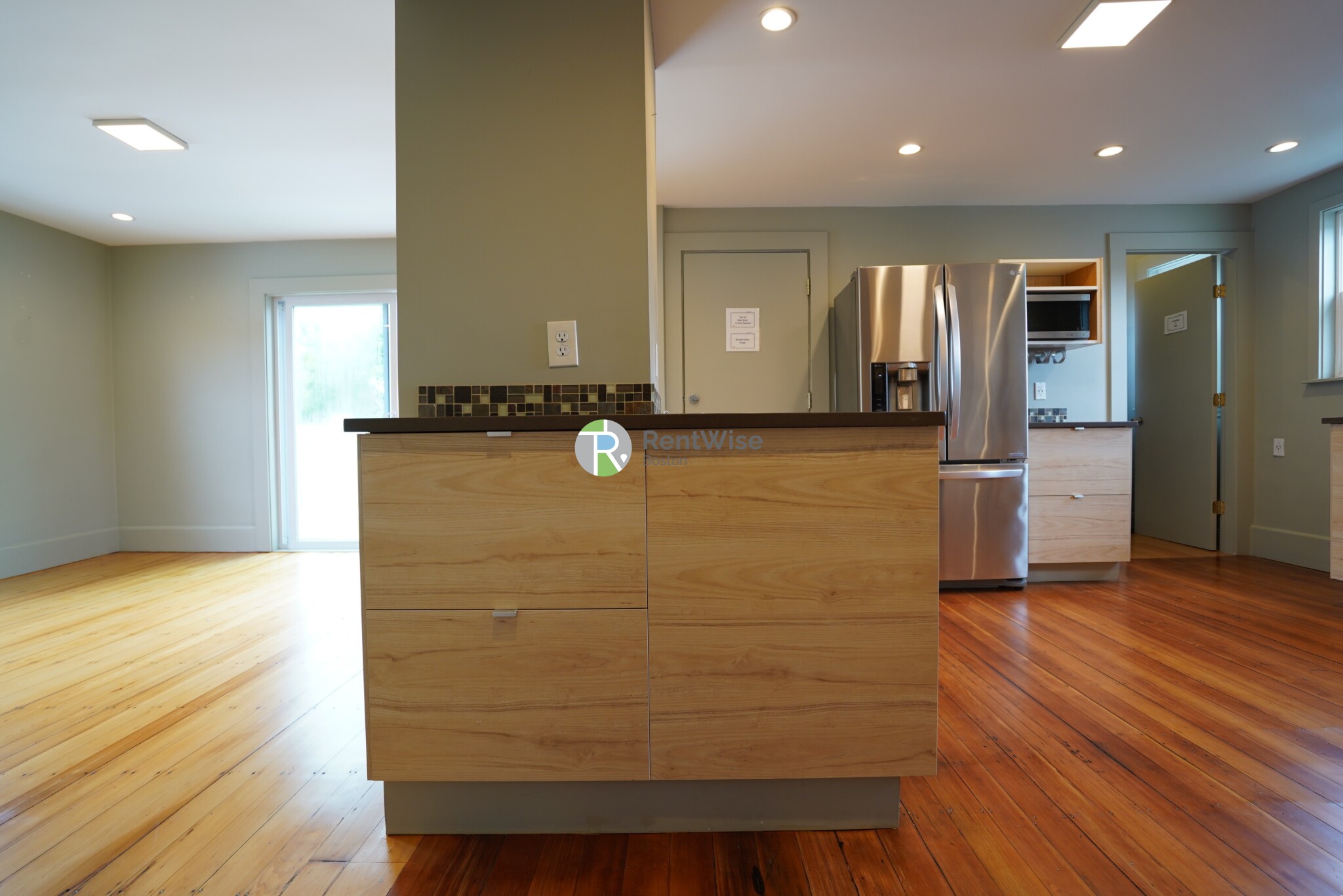 21 Plainfield St, Jamaica Plain