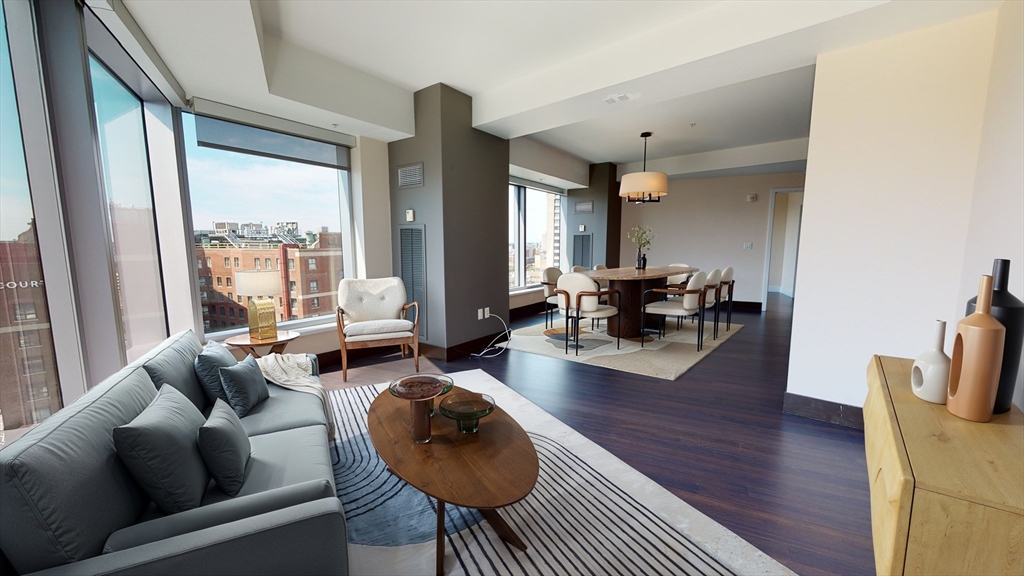 110 Stuart St, Downtown