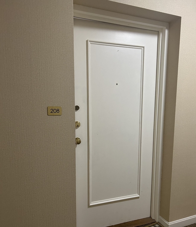 1321 Worcester Rd, Framingham