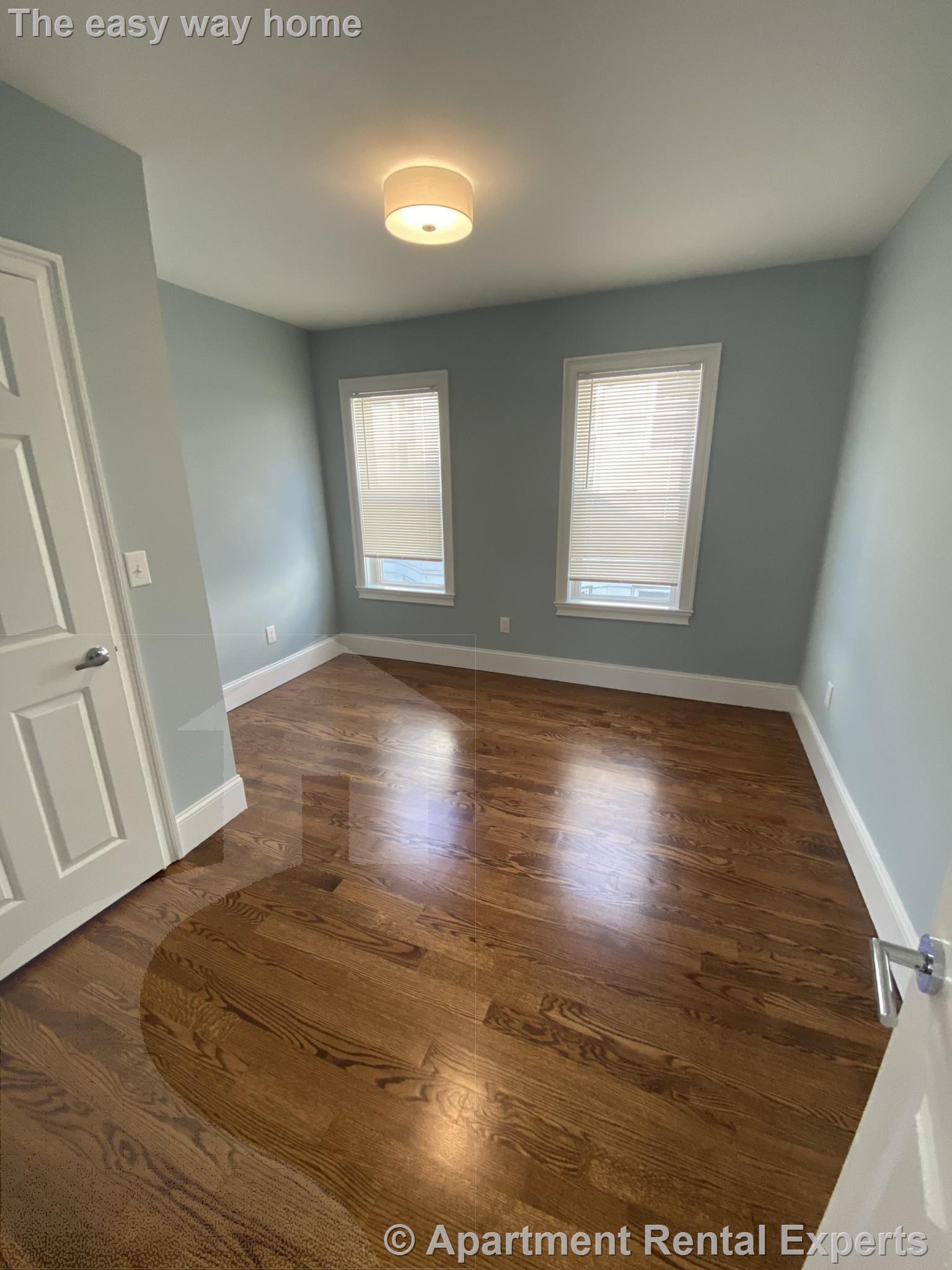 3-5 Hamilton Rd, Teele Square