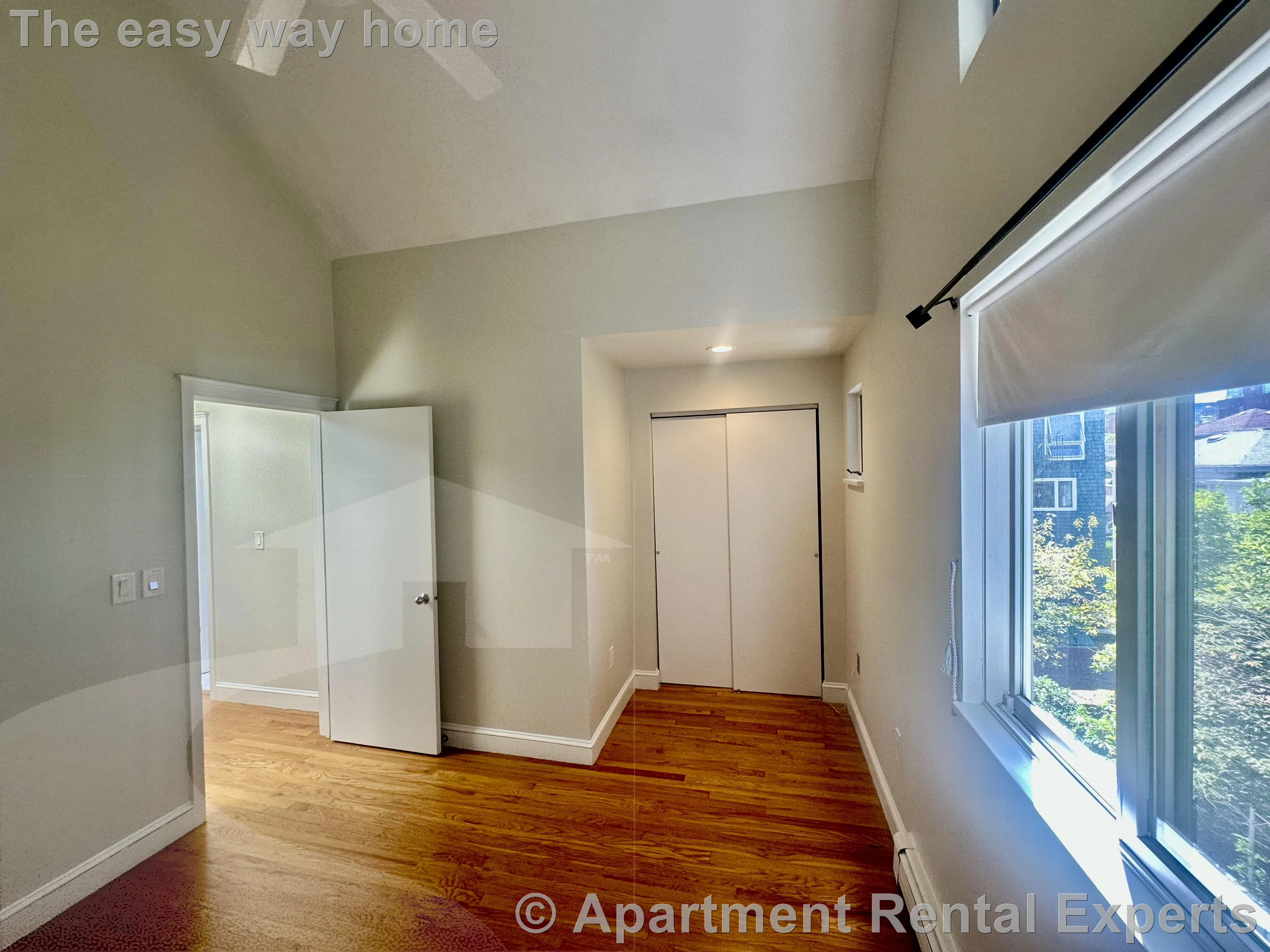 4 Fort Washington Pl, Cambridgeport