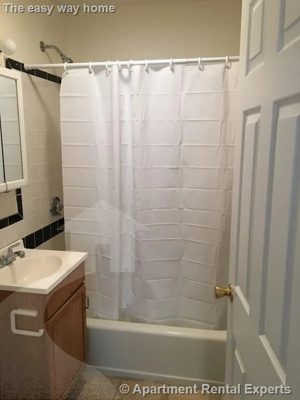 15 Pine St, Central Square