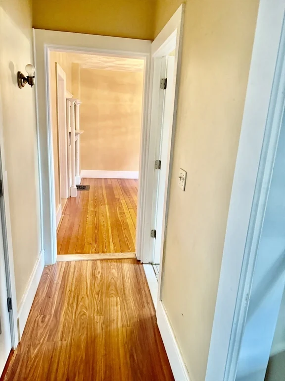 78 Summer St, Everett