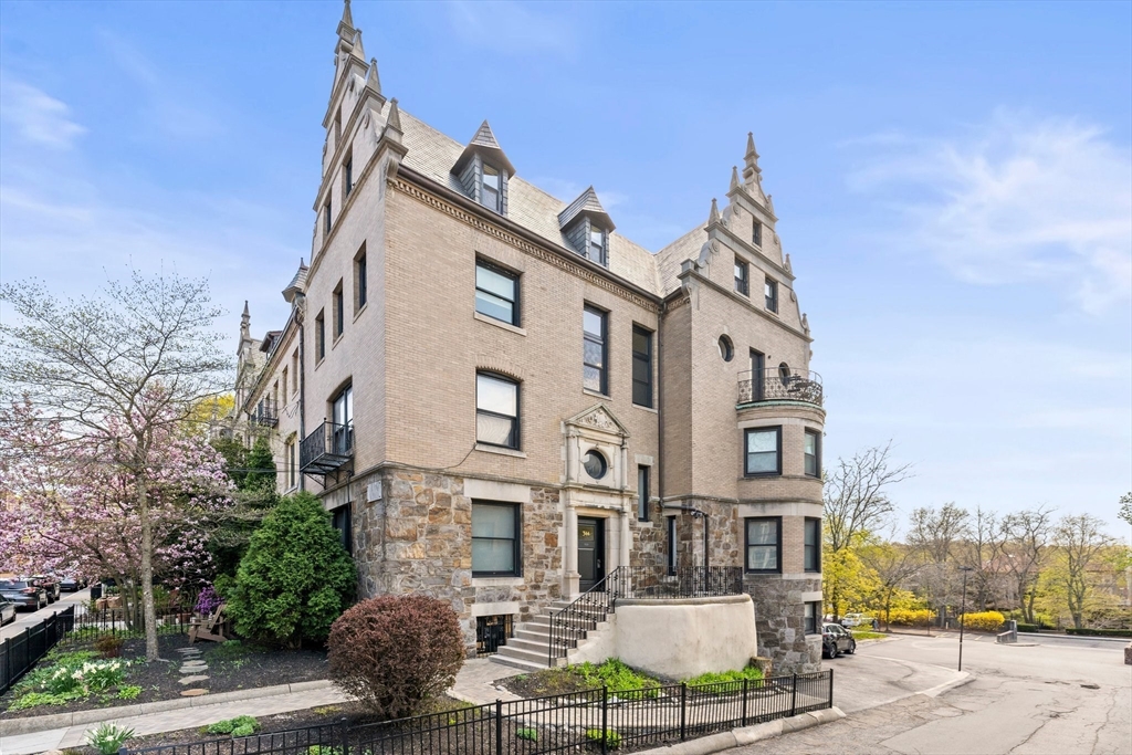 344 Tappan, Brookline