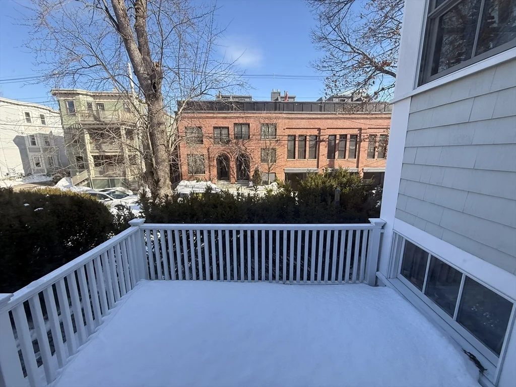 69 Seaverns Ave, Jamaica Plain