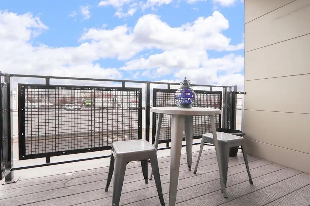 345 D St, South Boston