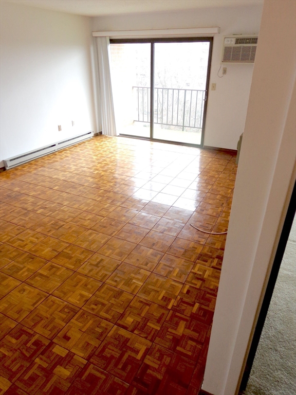 235 Winthrop St, Medford