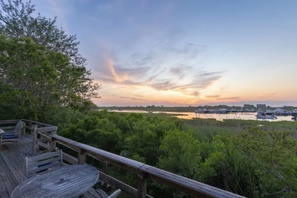 46 Tennessee Ave, Madaket