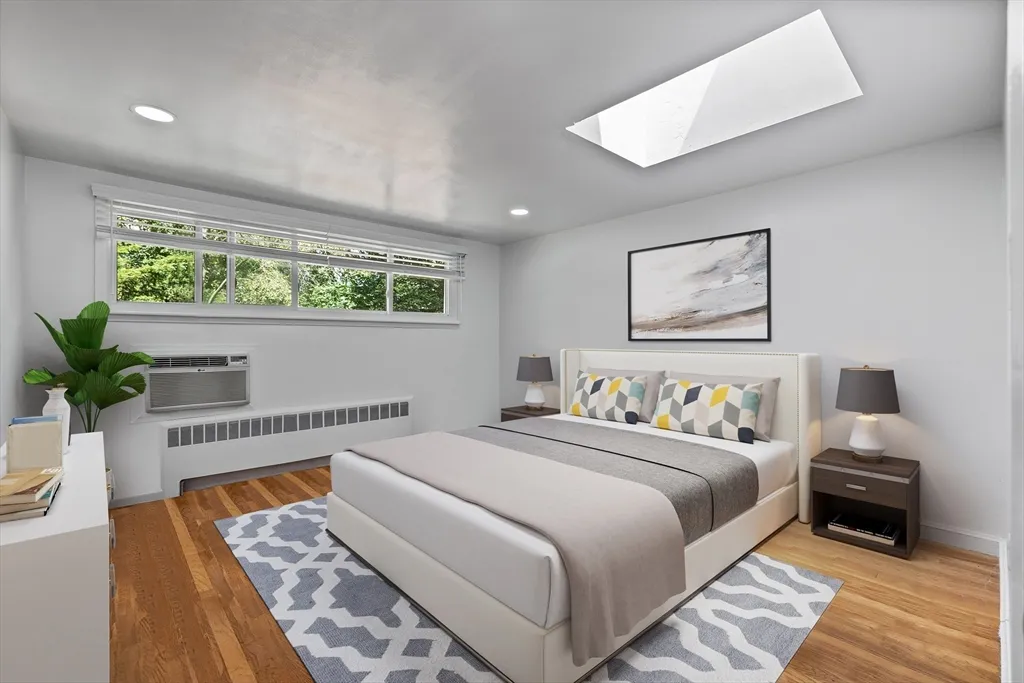 11 Patterson Rd, Lexington