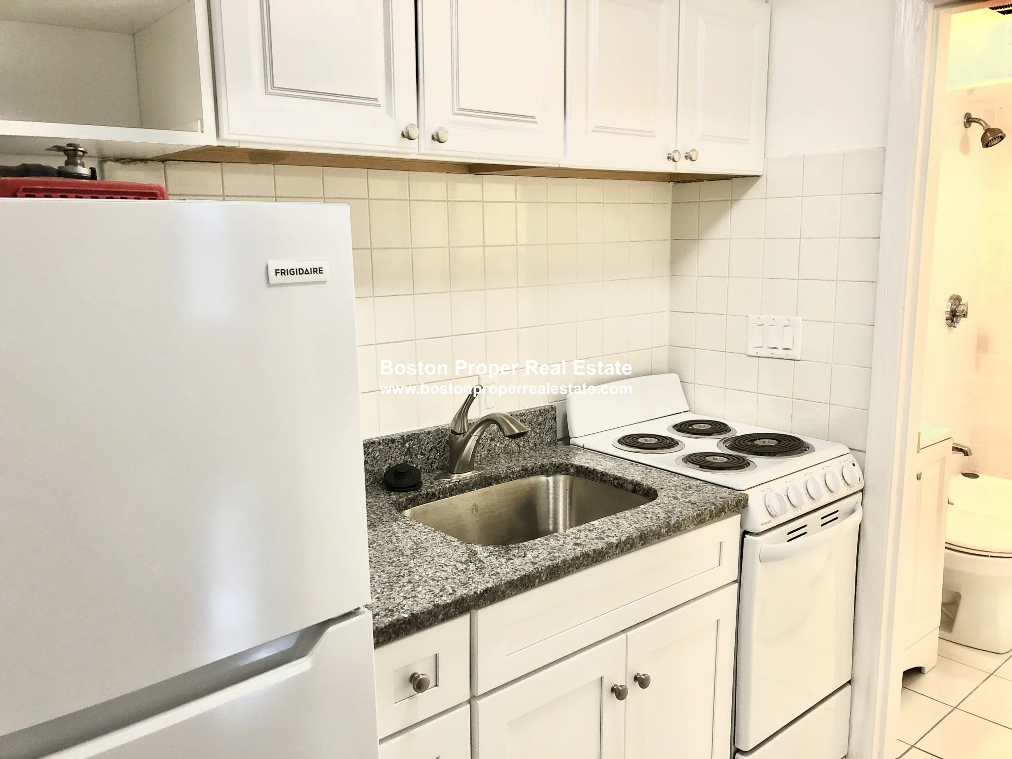 49 Gloucester St, Back Bay