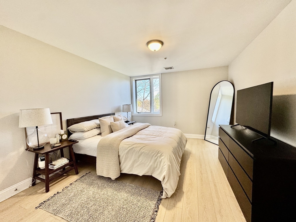 25 Alpine St, Hyde Park