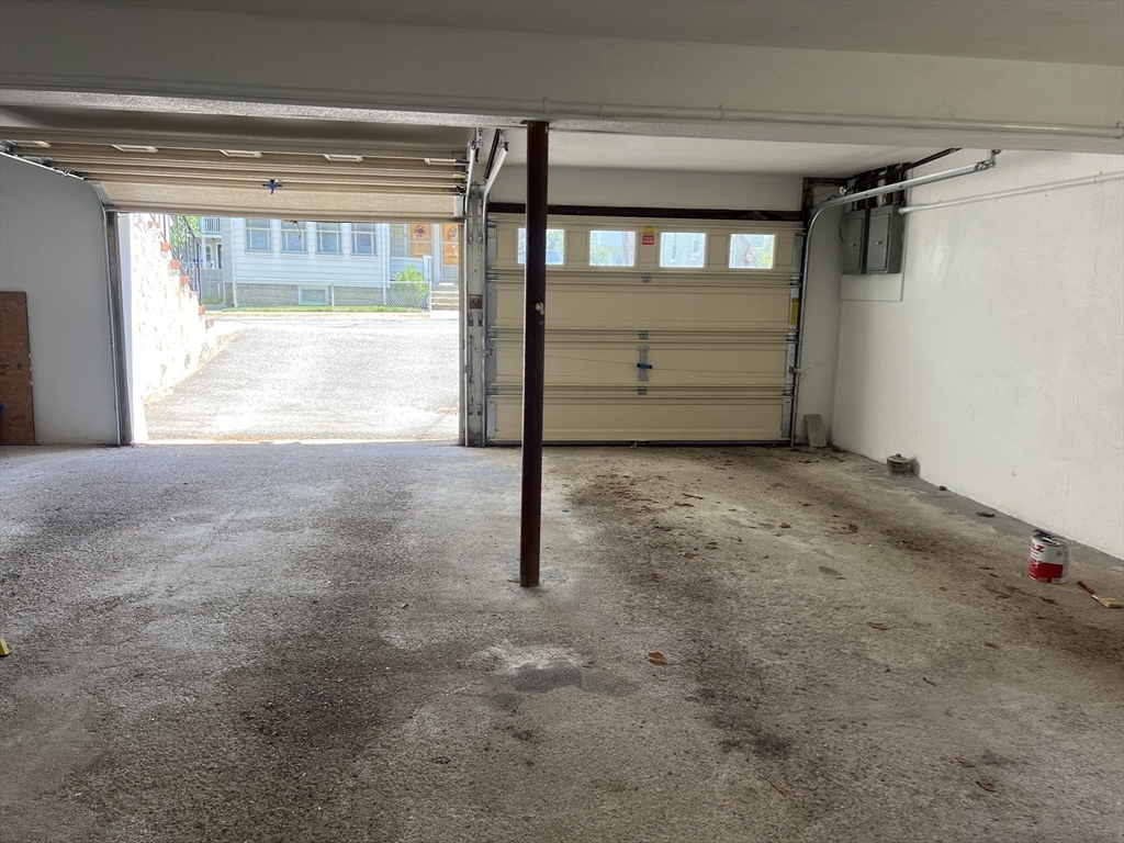 79 Walnut St, Belmont