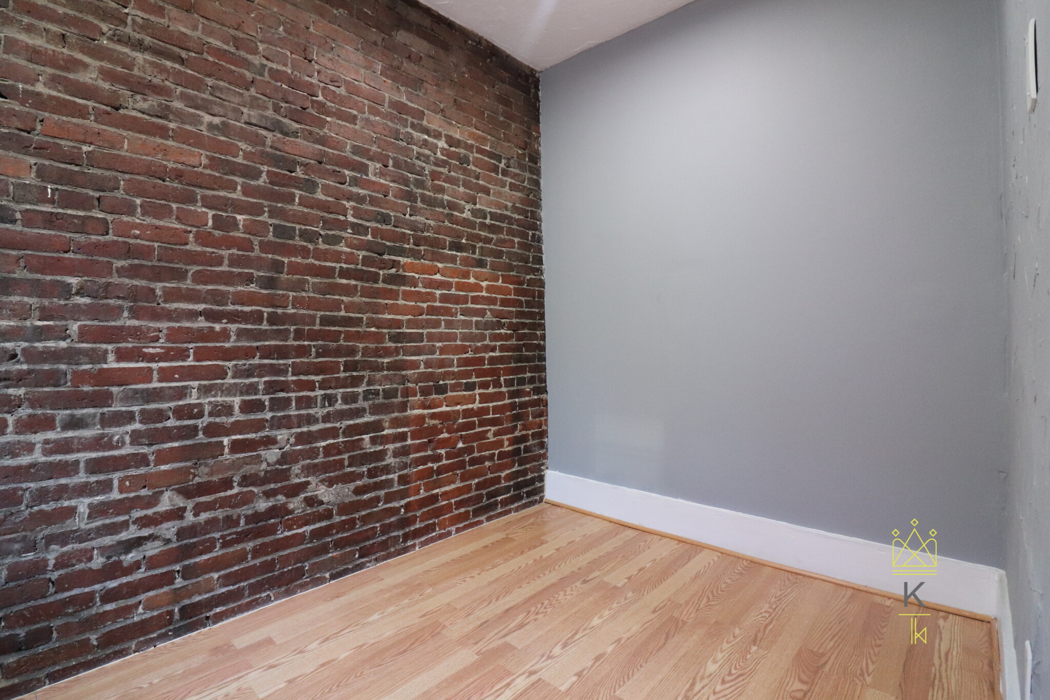 39 Irving St, Beacon Hill